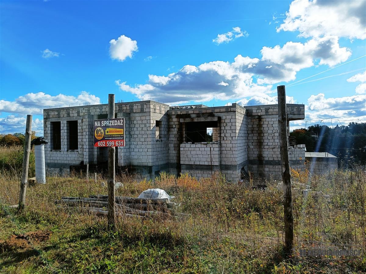 Widok na nieruchomość.