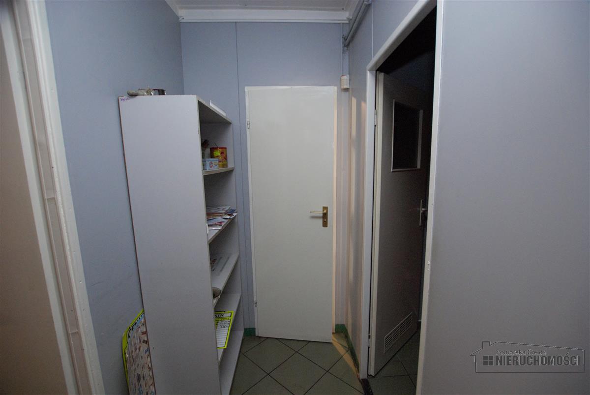 korytarz o pow. ok. 3,5m2