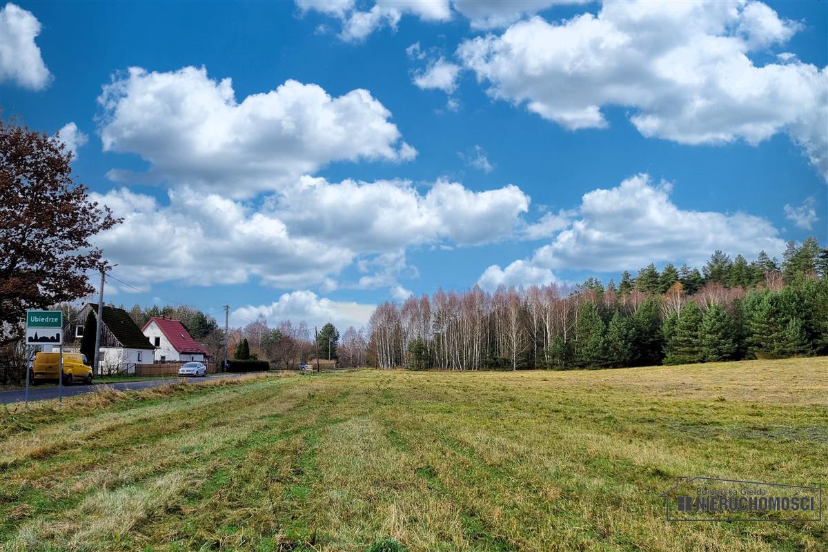 Sprzedaż Działka budowlana Ubiedrze
